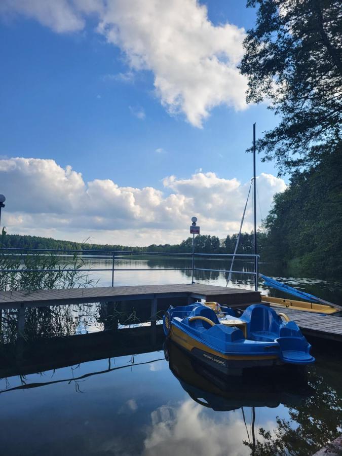 Вилла Zacisze Huta Huta  Экстерьер фото